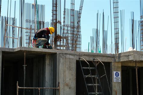ILO endorses living wages – here’s what you need to know.
